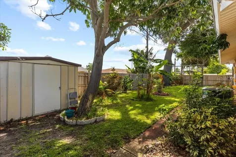 1453 62nd Terrace S St Petersburg FL 33705