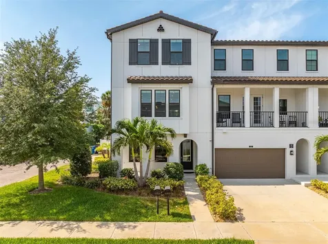 2110 W Azeele Street Tampa FL 33606