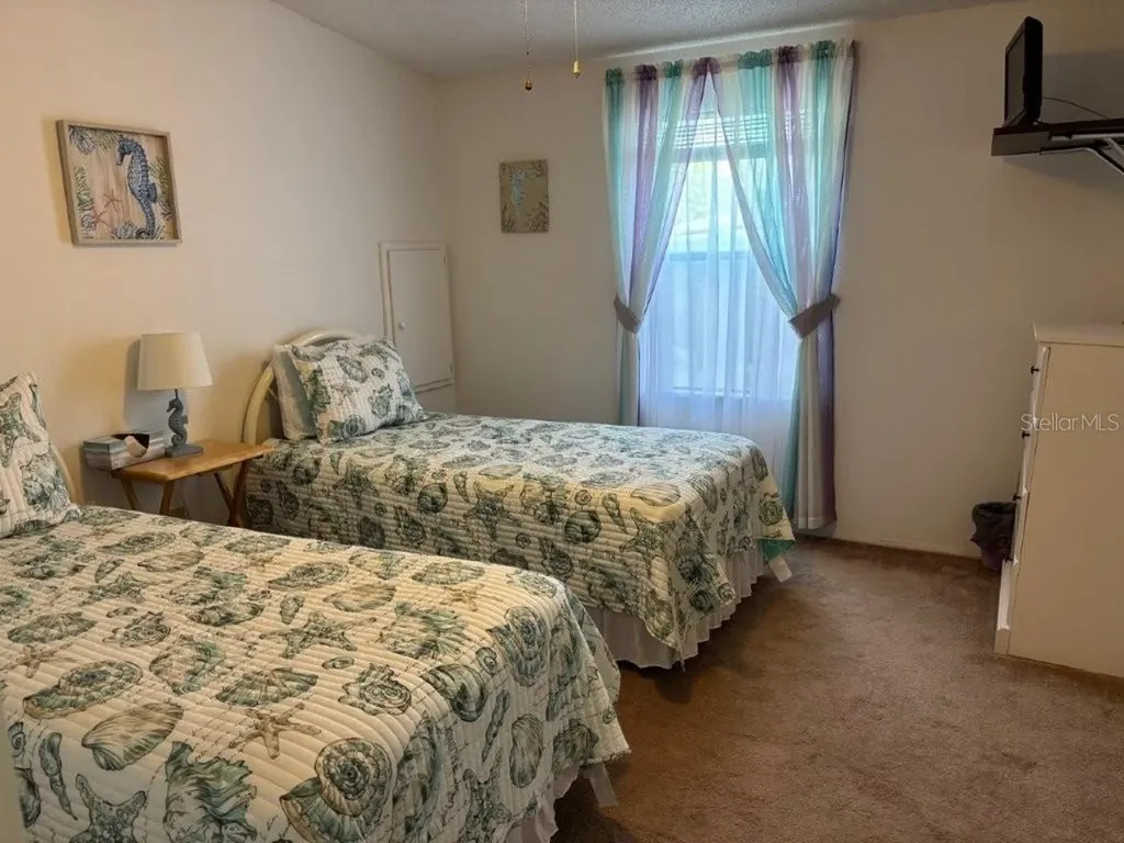 617 Webb Way Lady Lake FL 32159