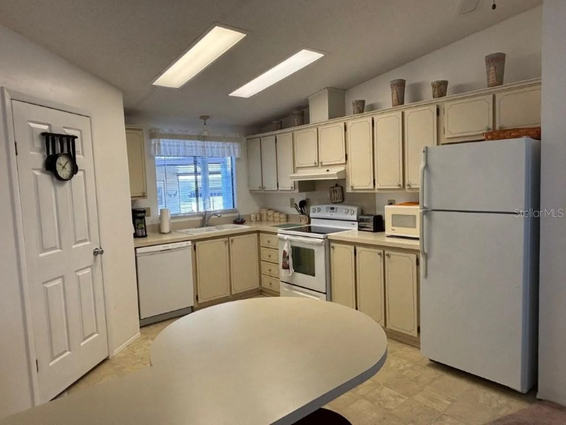 617 Webb Way Lady Lake FL 32159