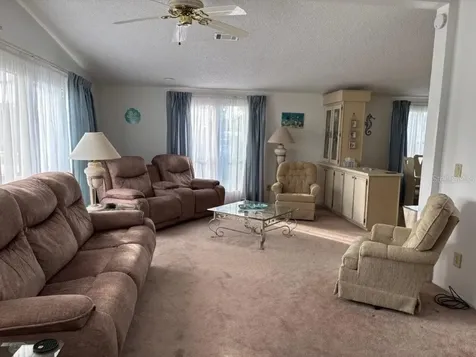 617 Webb Way Lady Lake FL 32159