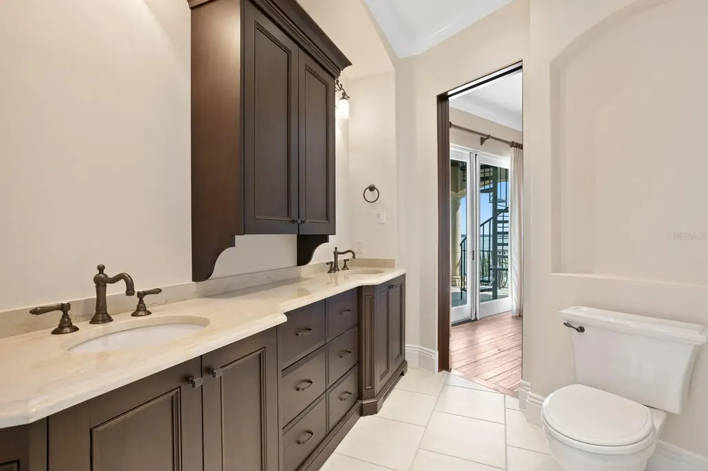 100 Sands Point Drive Tierra Verde FL 33715
