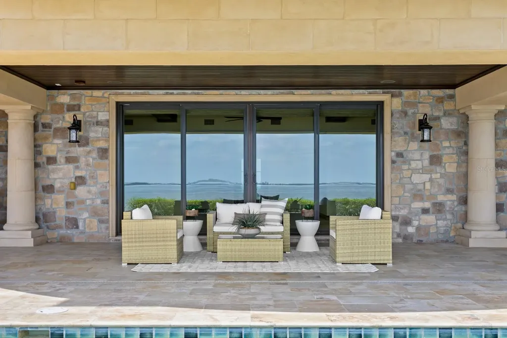 100 Sands Point Drive Tierra Verde FL 33715