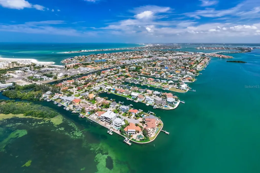 100 Sands Point Drive Tierra Verde FL 33715
