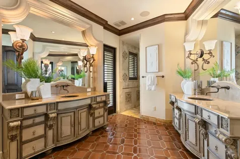 100 Sands Point Drive Tierra Verde FL 33715