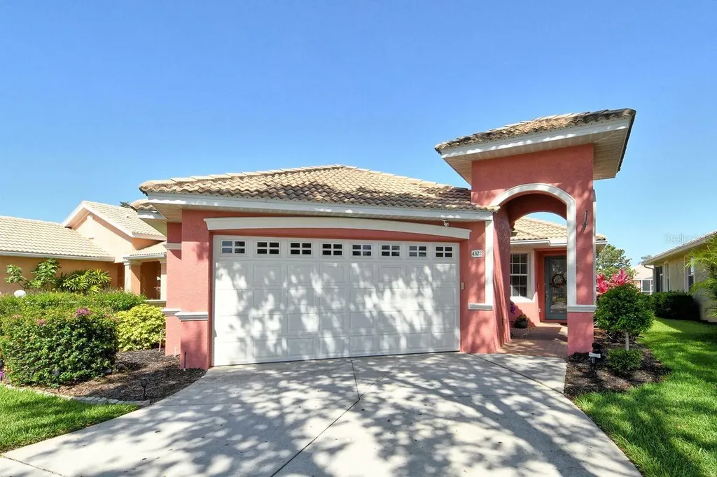 4322 Reflections Parkway Sarasota FL 34233