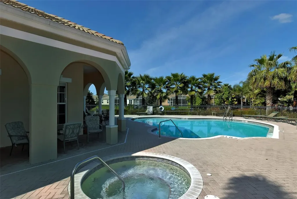 4322 Reflections Parkway Sarasota FL 34233