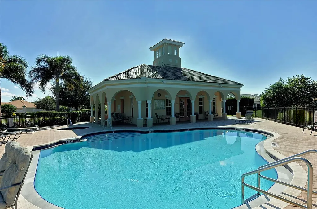4322 Reflections Parkway Sarasota FL 34233