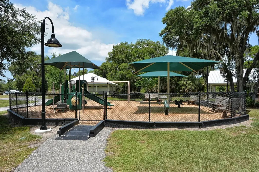 4322 Reflections Parkway Sarasota FL 34233