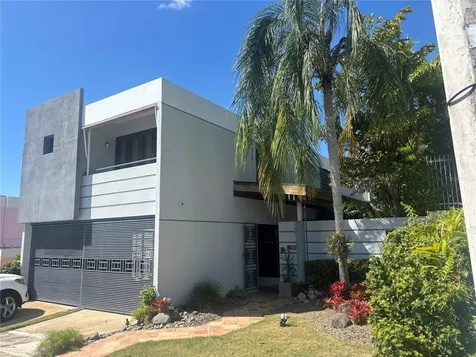 W 4-14 Calderón De La Barca San Juan PR 00926