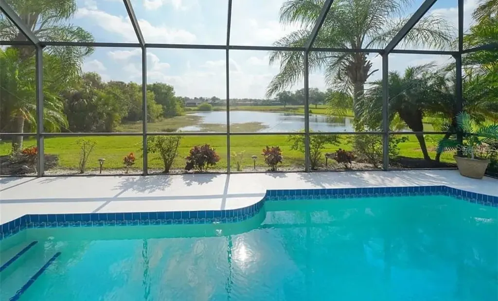 8950 Stone Harbour Loop Bradenton FL 34212