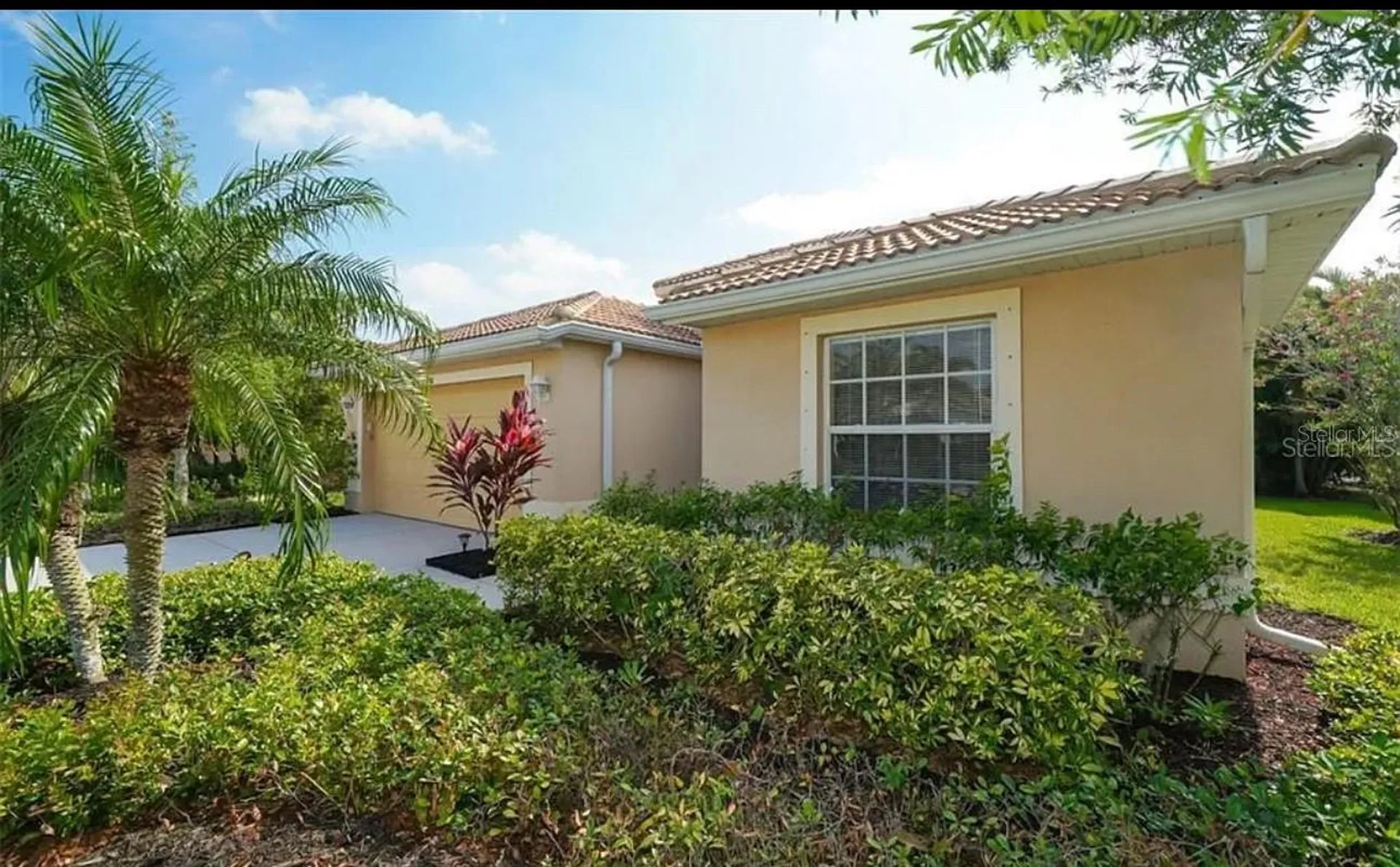 8950 Stone Harbour Loop Bradenton FL 34212