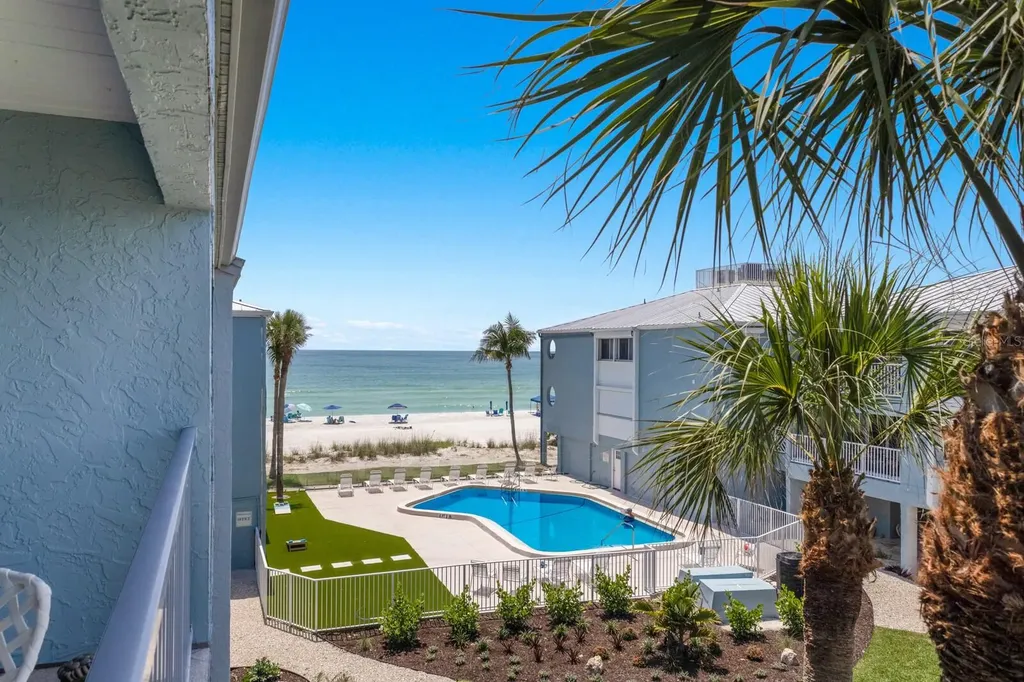 7000 Gulf Drive Holmes Beach FL 34217