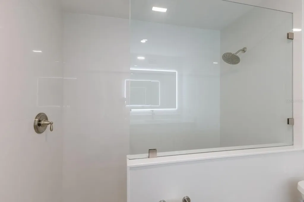 7000 Gulf Drive Holmes Beach FL 34217