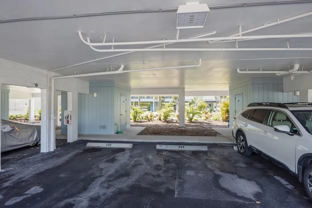 7000 Gulf Drive Holmes Beach FL 34217