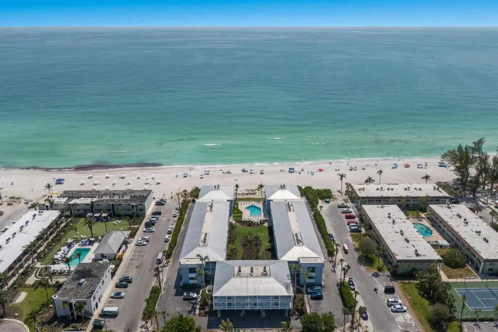 7000 Gulf Drive Holmes Beach FL 34217