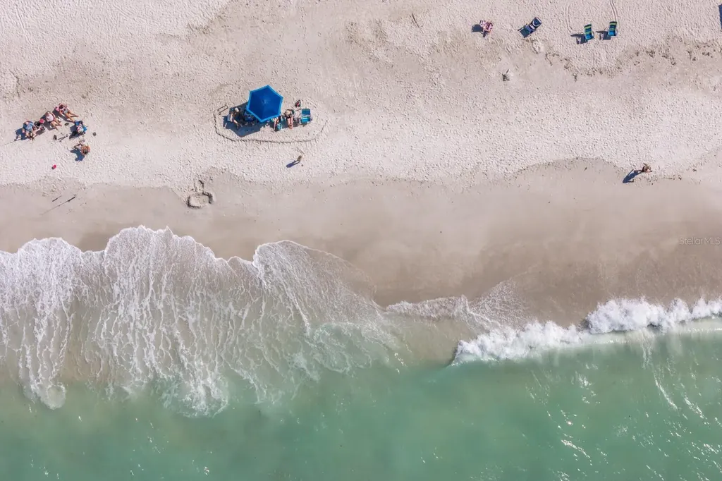 7000 Gulf Drive Holmes Beach FL 34217