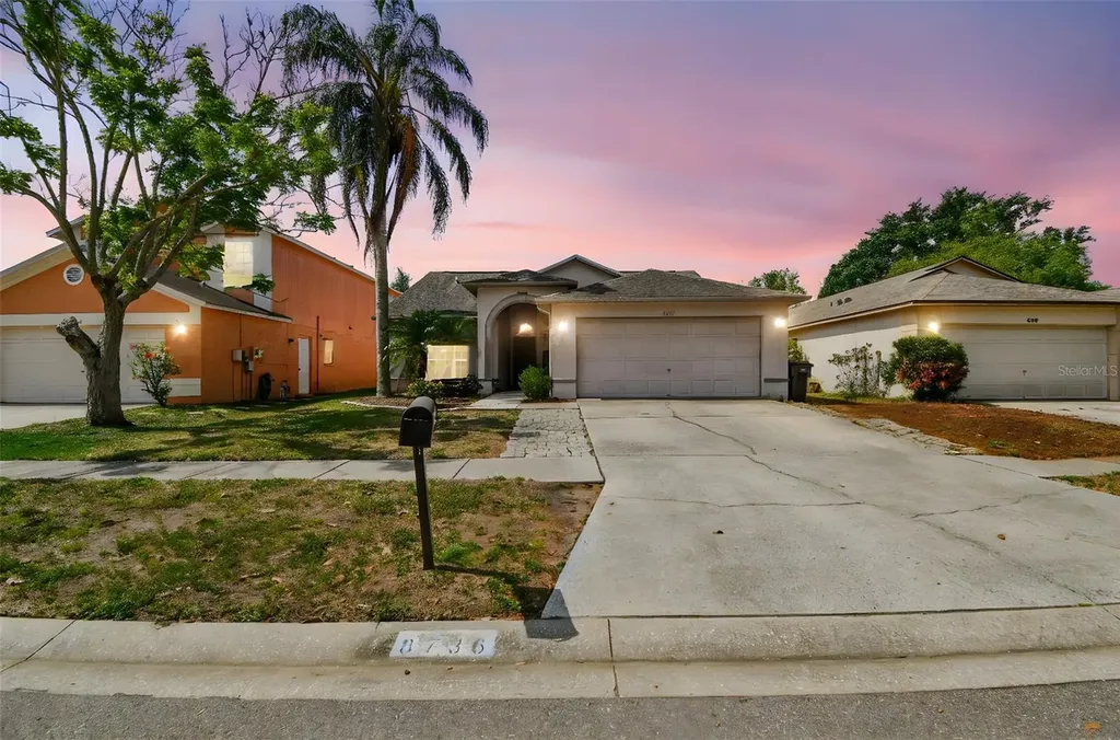 8736 Huntfield Street Tampa FL 33635