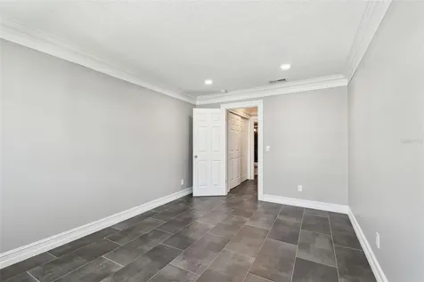 2942 W Bay Drive Belleair Bluffs FL 33770