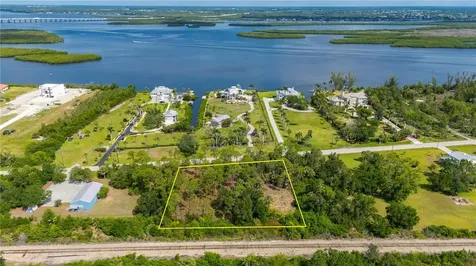 4685 Riverside Drive Punta Gorda FL 33982