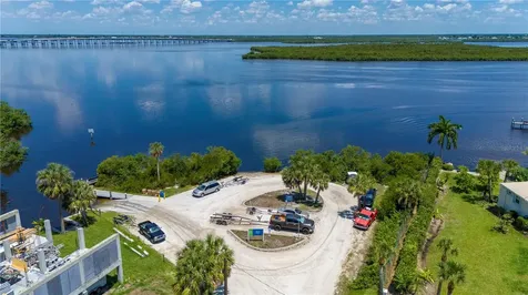 4685 Riverside Drive Punta Gorda FL 33982
