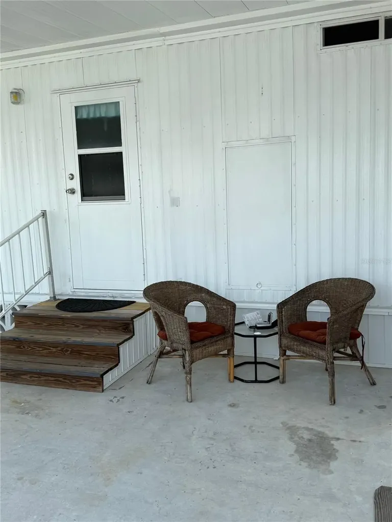 9003 30th Avenue E Palmetto FL 34221