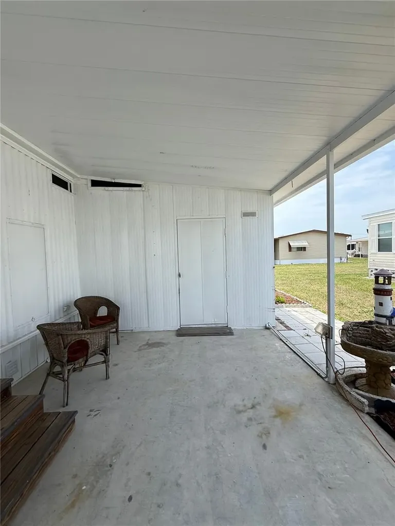 9003 30th Avenue E Palmetto FL 34221