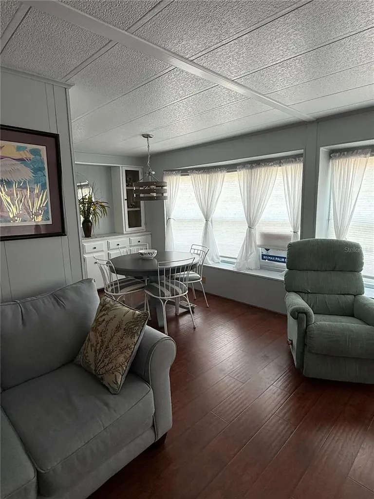 9003 30th Avenue E Palmetto FL 34221