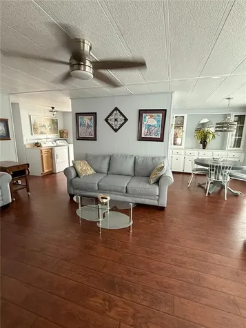 9003 30th Avenue E Palmetto FL 34221