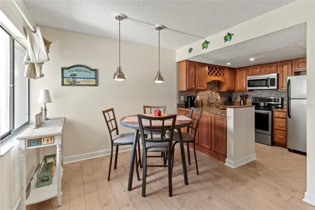 6713 Midnight Pass Road Sarasota FL 34242