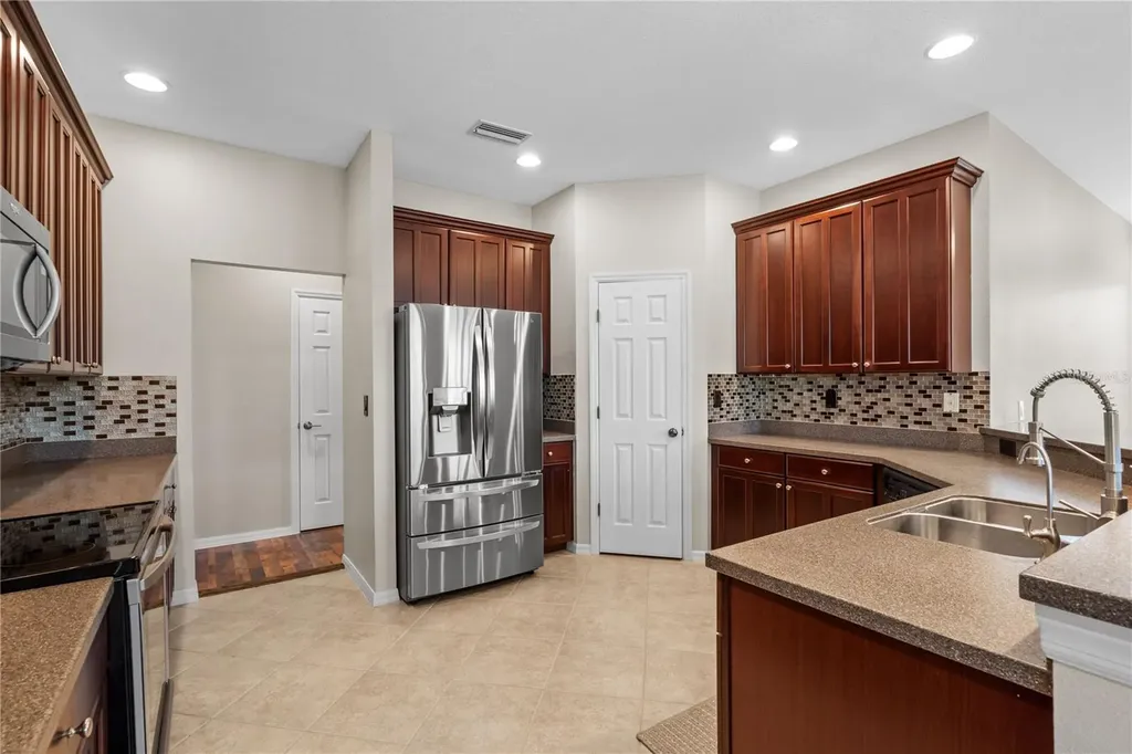 7626 Double Pine Drive Sarasota FL 34240