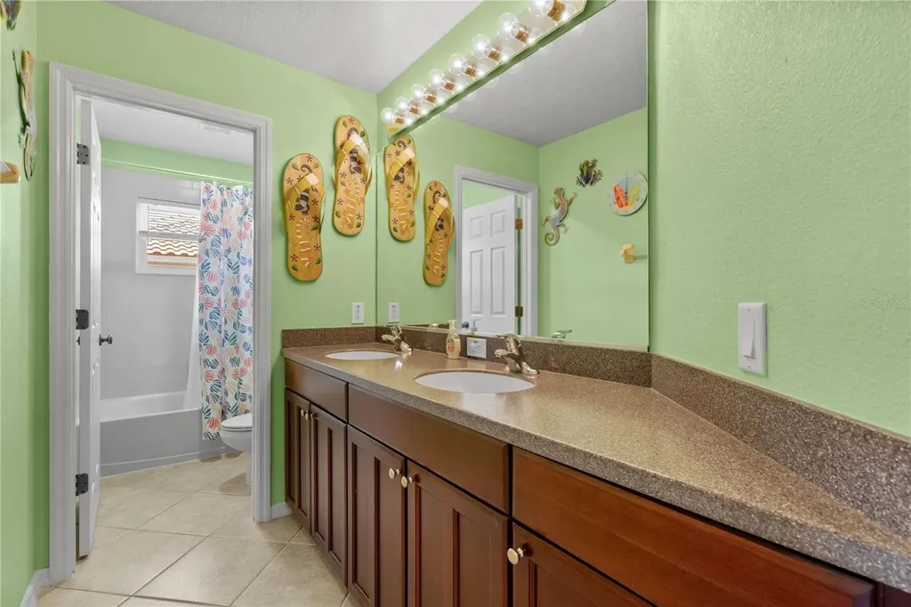 7626 Double Pine Drive Sarasota FL 34240