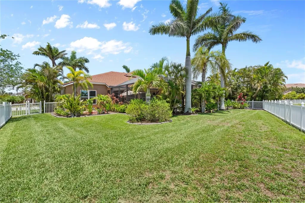 7626 Double Pine Drive Sarasota FL 34240