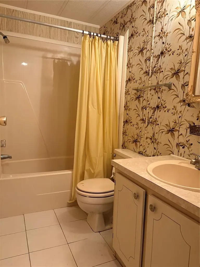 6306 Waterfront Lane Zephyrhills FL 33542