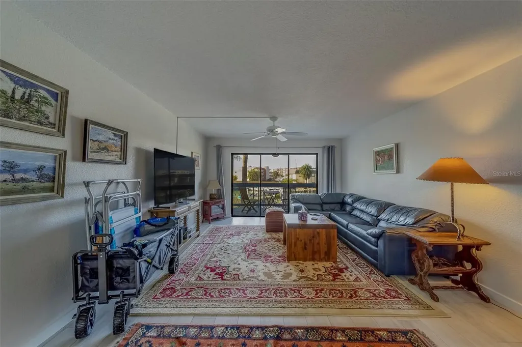 11650 Capri Circle S Treasure Island FL 33706