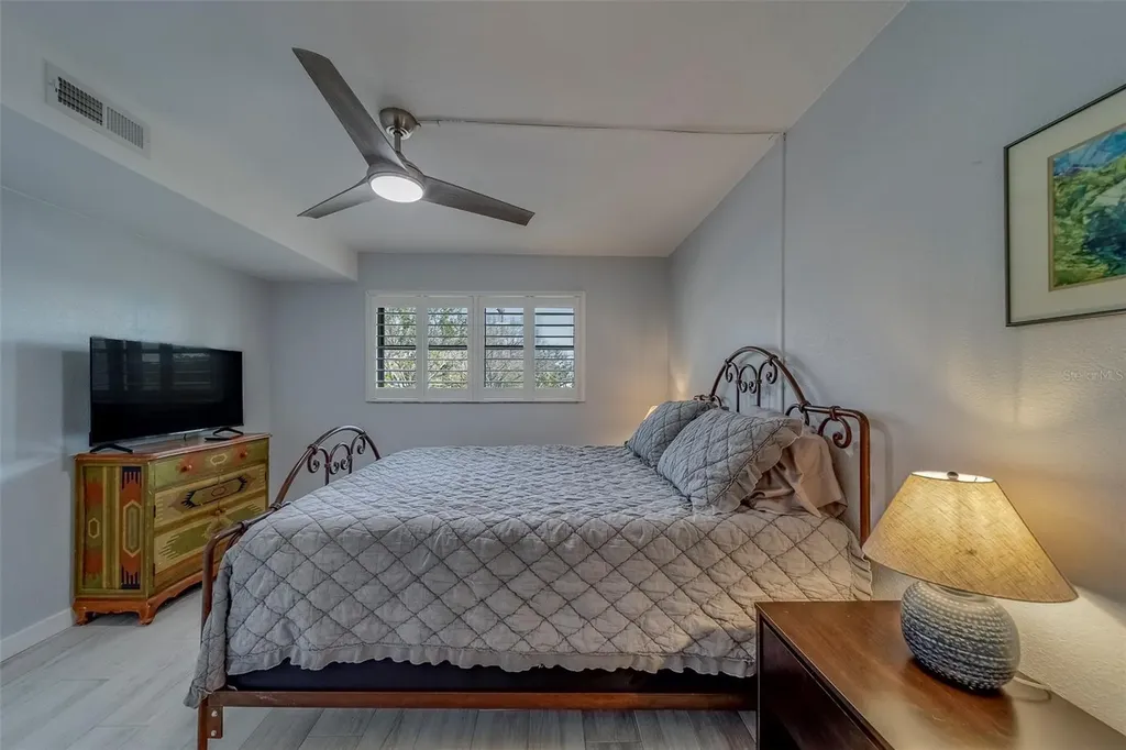 11650 Capri Circle S Treasure Island FL 33706
