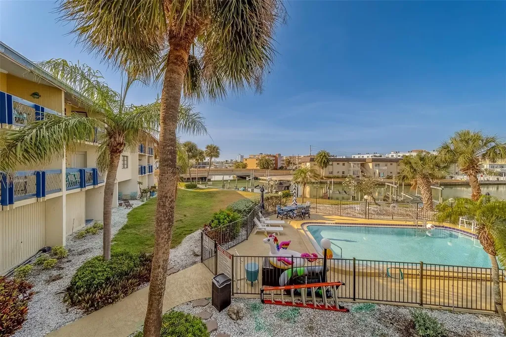 11650 Capri Circle S Treasure Island FL 33706
