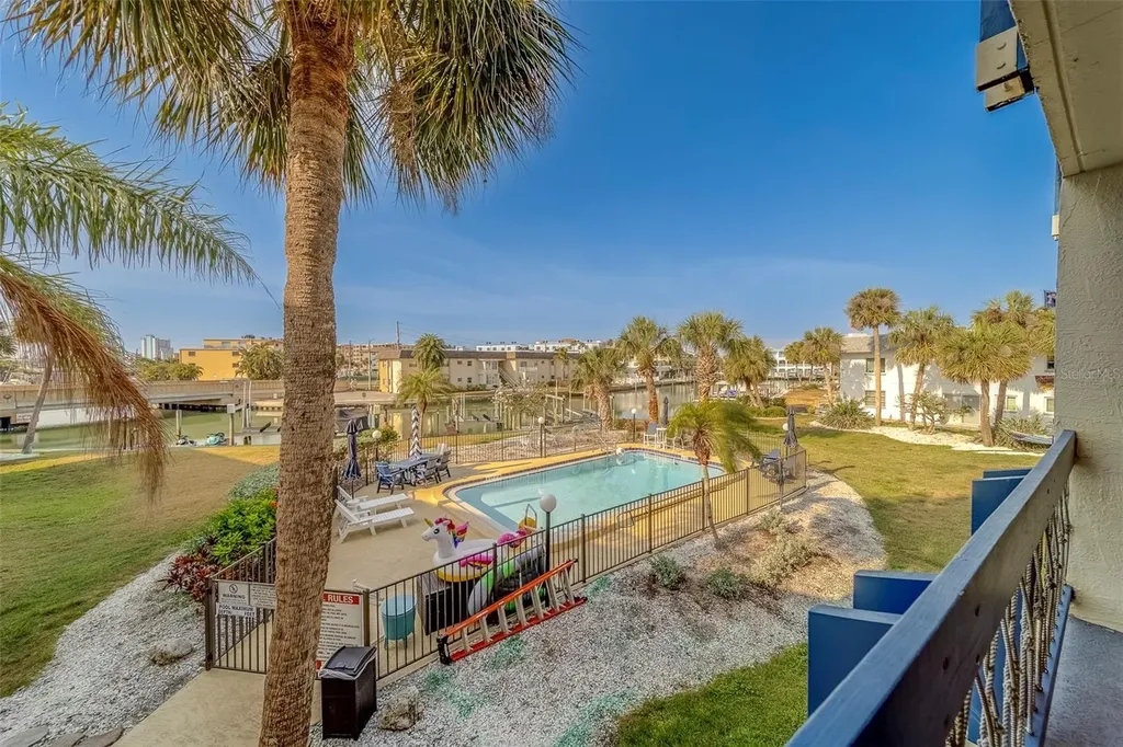 11650 Capri Circle S Treasure Island FL 33706