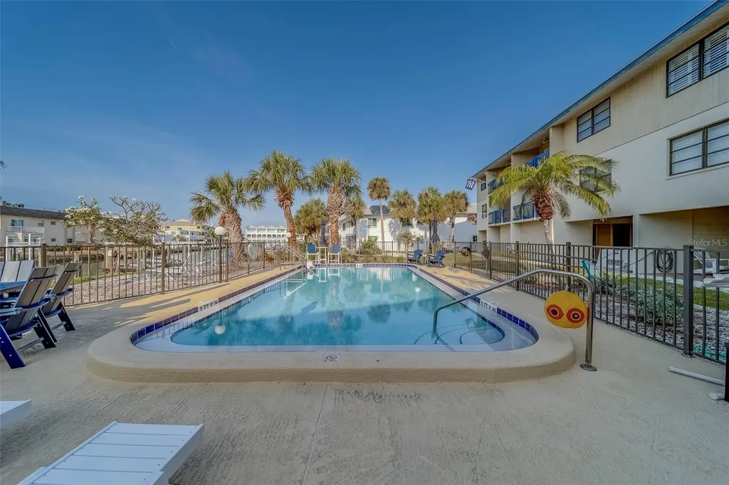 11650 Capri Circle S Treasure Island FL 33706