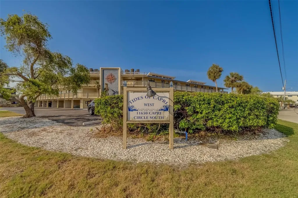 11650 Capri Circle S Treasure Island FL 33706