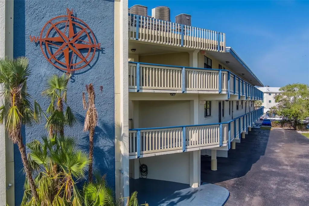 11650 Capri Circle S Treasure Island FL 33706