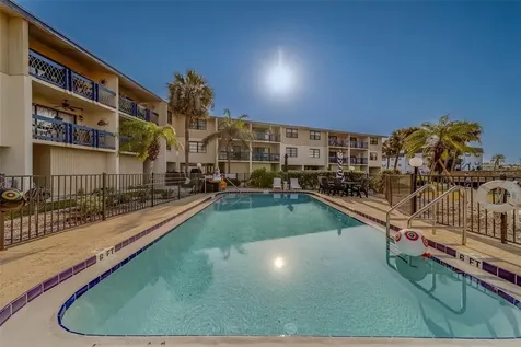 11650 Capri Circle S Treasure Island FL 33706