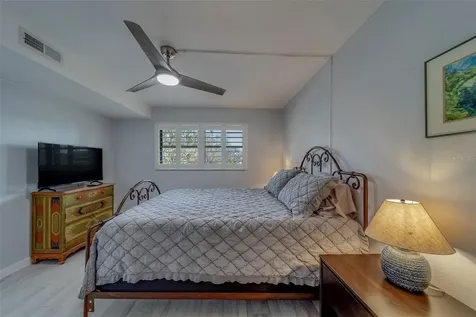 11650 Capri Circle S Treasure Island FL 33706