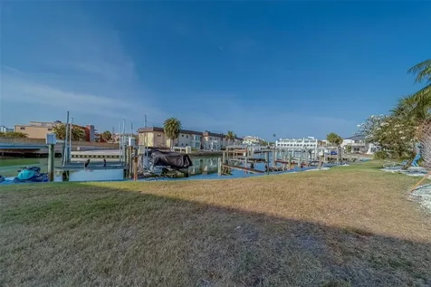 11650 Capri Circle S Treasure Island FL 33706