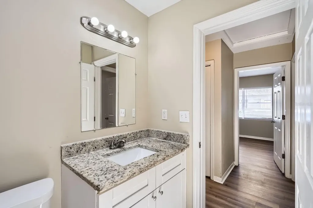 108 N Truett Street Leesburg FL 34748