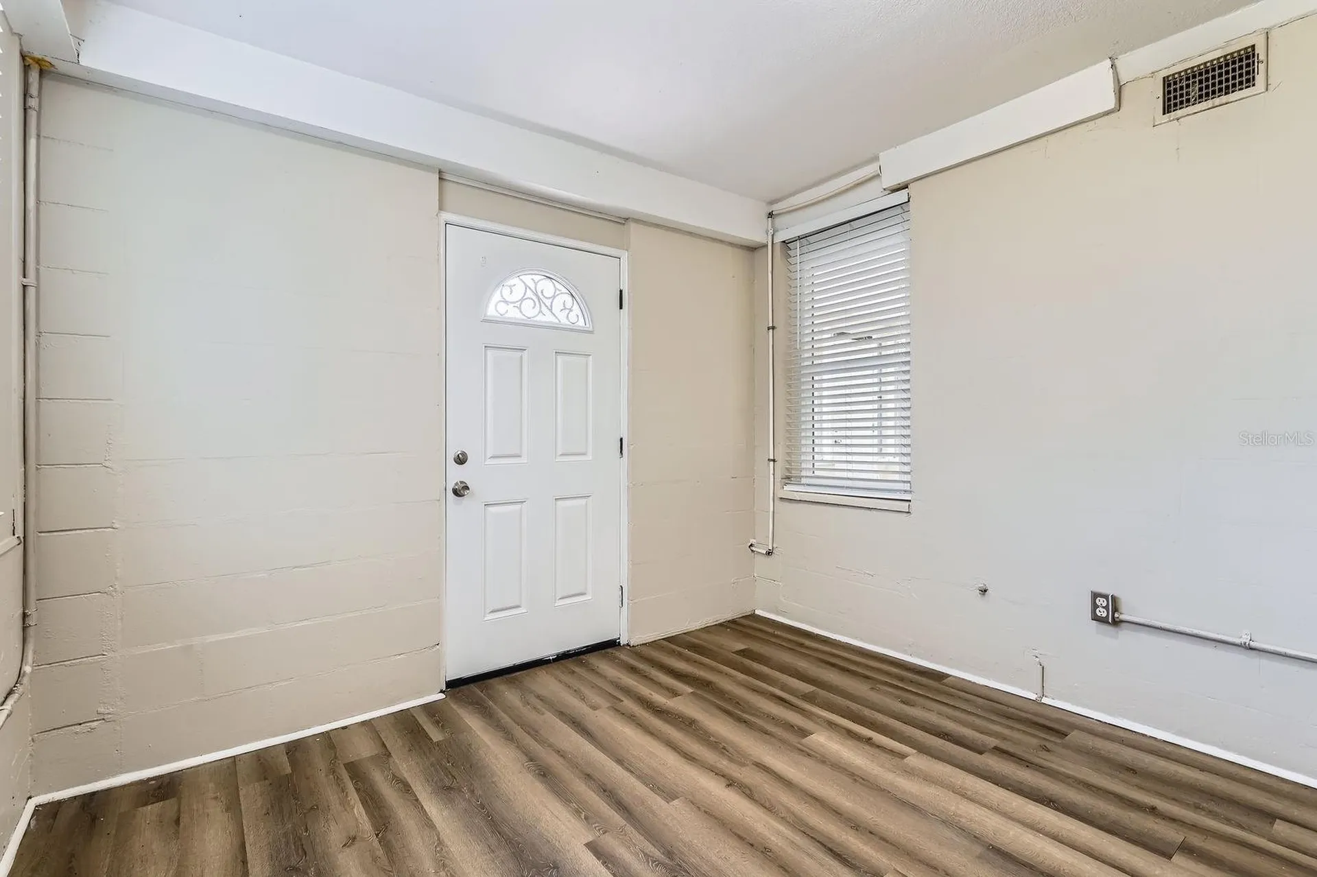 108 N Truett Street Leesburg FL 34748