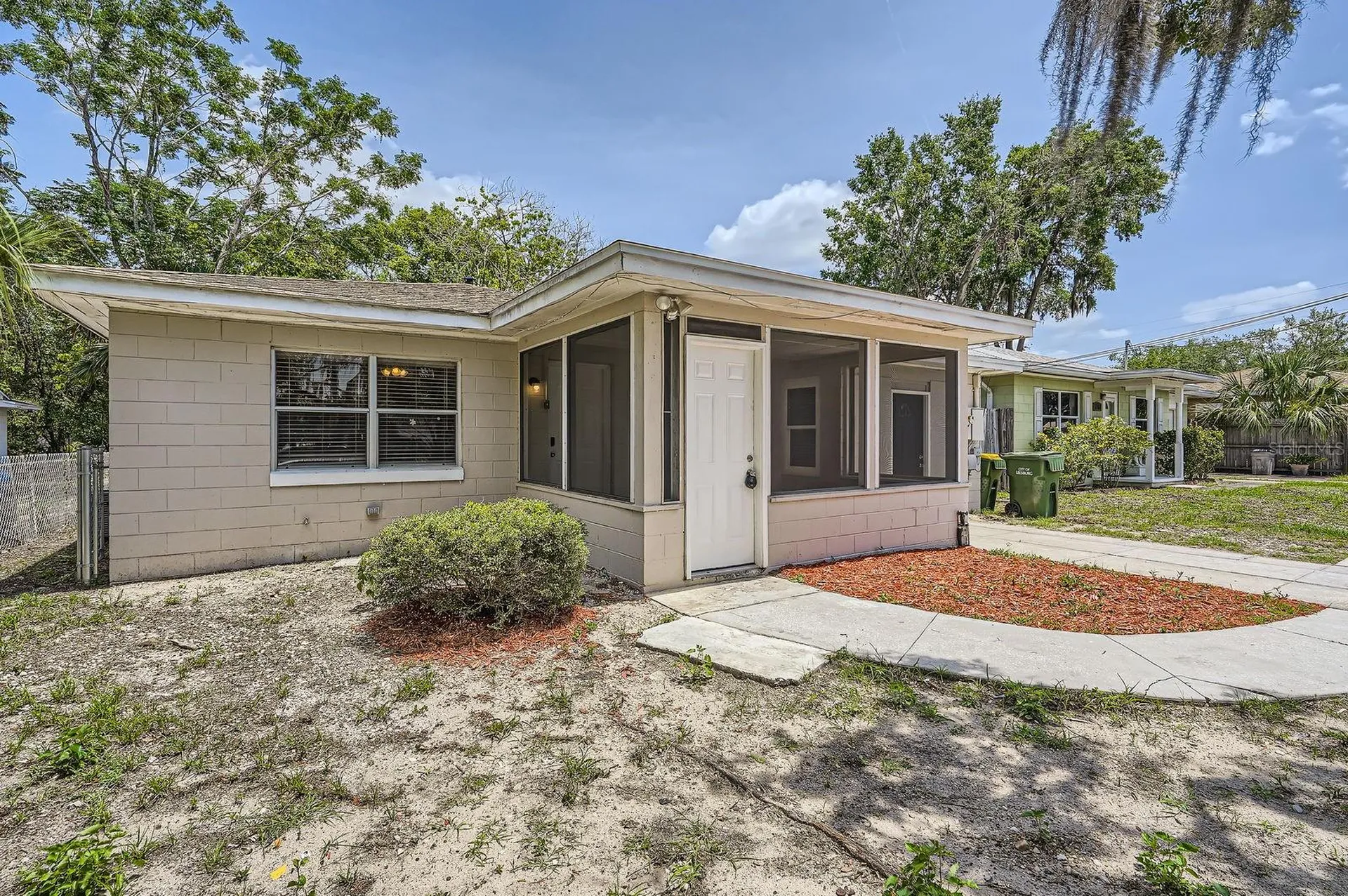 108 N Truett Street Leesburg FL 34748