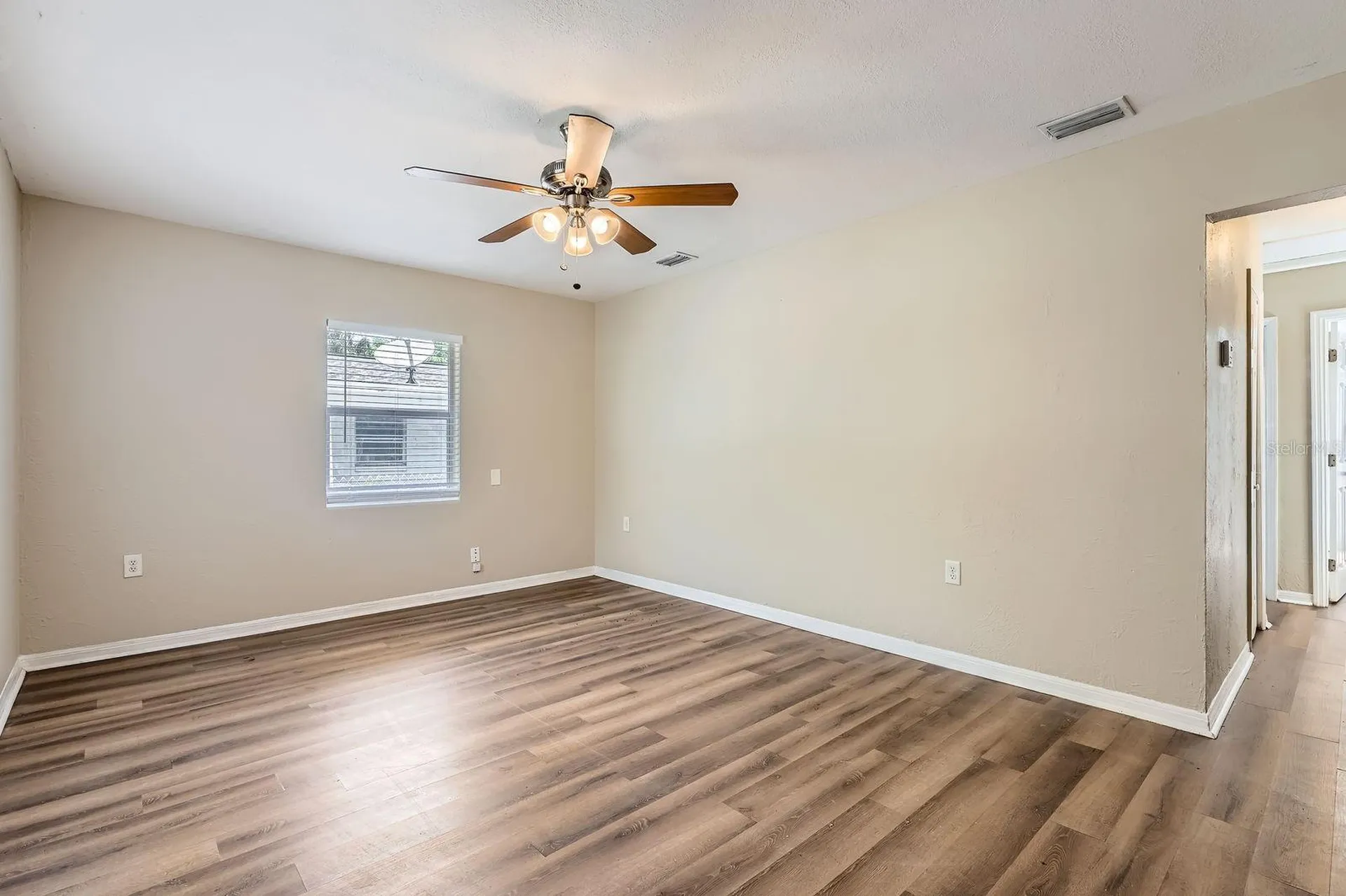 108 N Truett Street Leesburg FL 34748