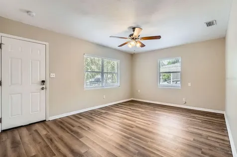 108 N Truett Street Leesburg FL 34748