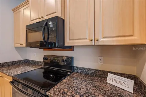 4978 Cedar Oak Way Sarasota FL 34233